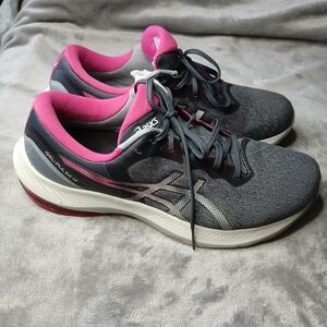 Oasis Women's Athletic Shoes - Gray and Pink‎